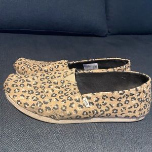 Toms Natural Textured Cheetah Women’s Alpargata Espadrille